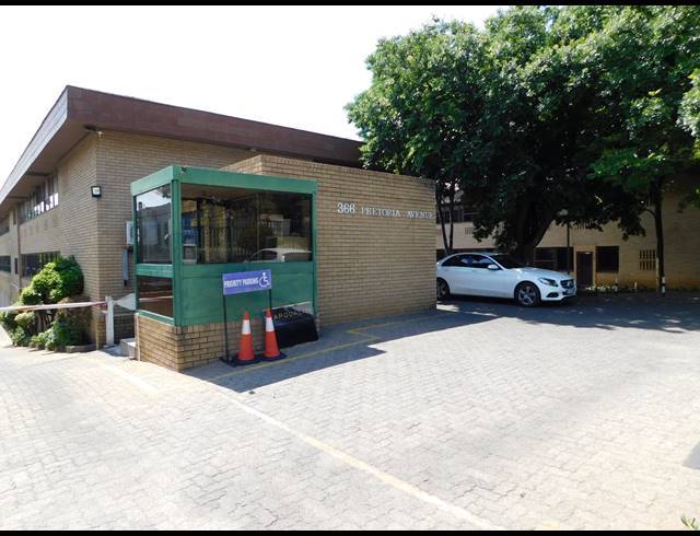 491M² OFFICE TO LET IN FERNDALE